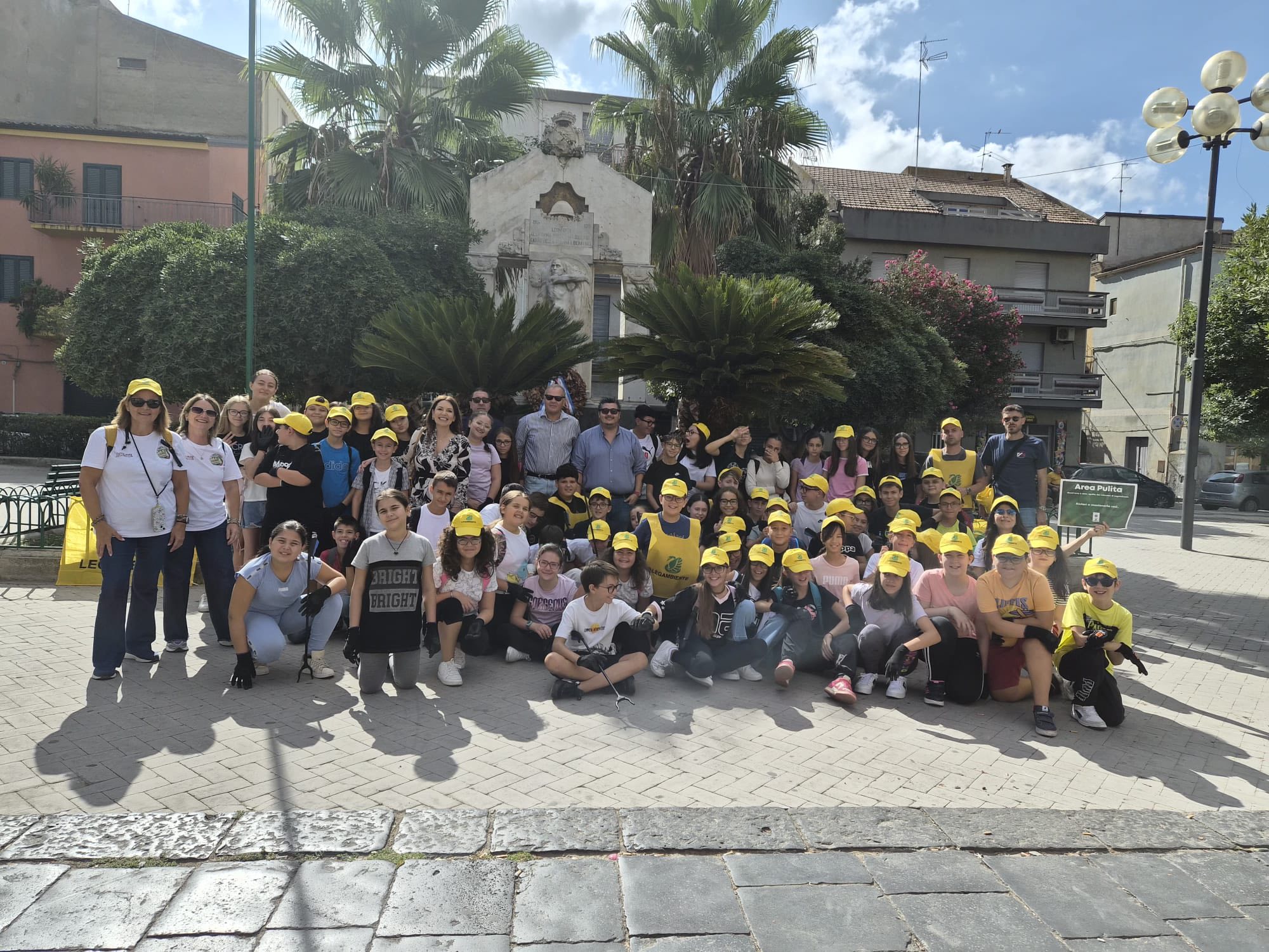 leonforte puliamo il mondo