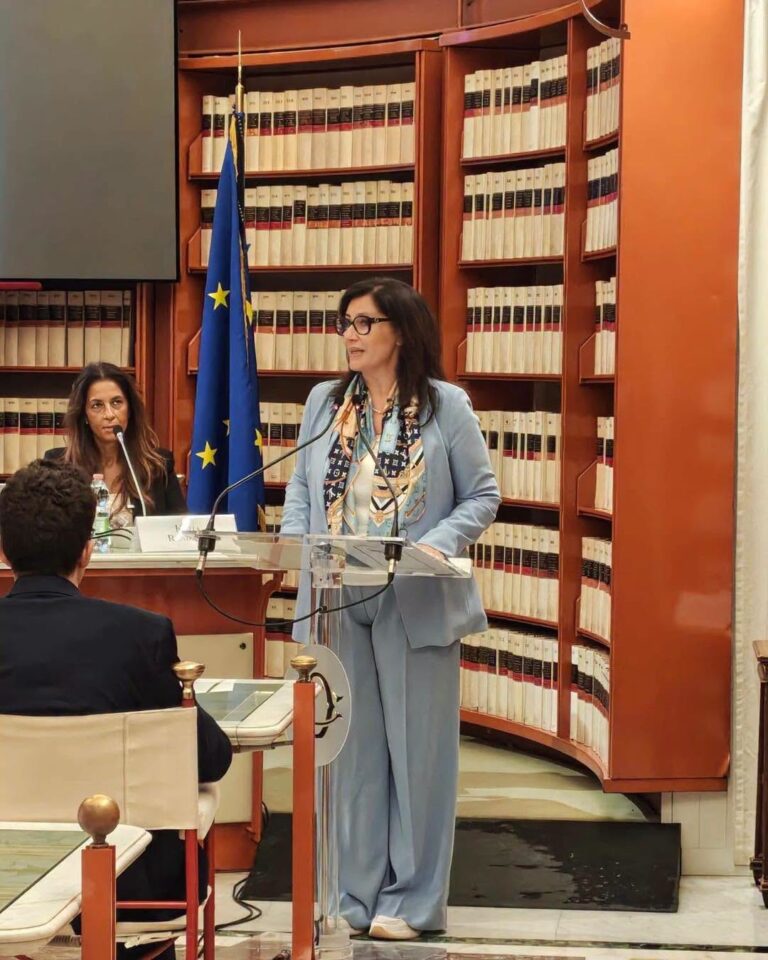 stefania forum