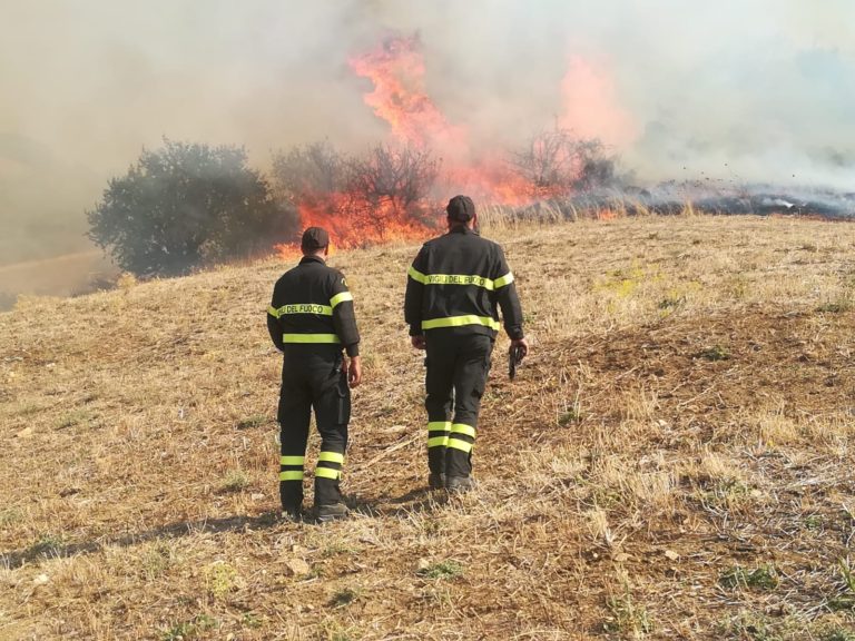 vigili del fuoco a nicosia