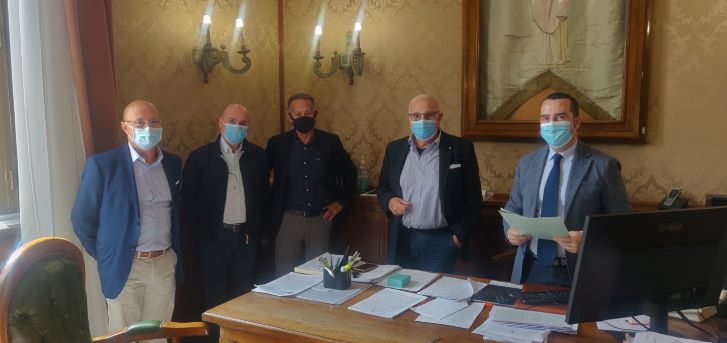 firma 5 strade