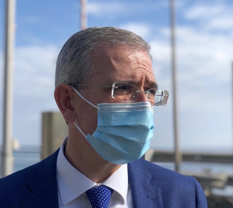L'assessore alle Infrastrutture Marco Falcone