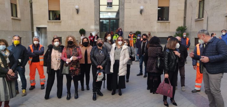 precari provincia
