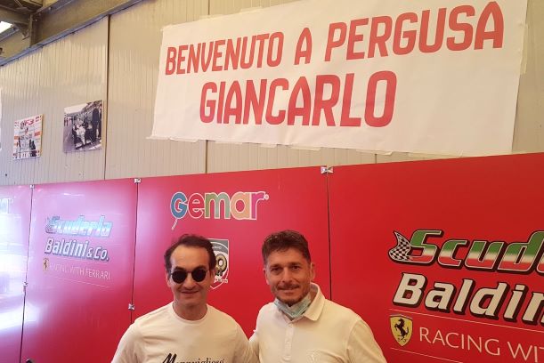 Baldini e Fisichella nel box della scuderia con accoglienza speciale dell Autodromo Pergusa