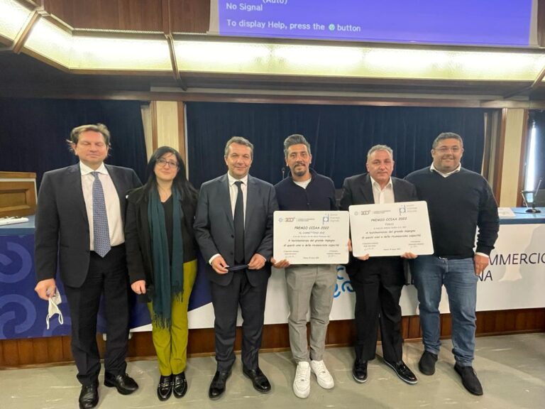 Da sx verso Dx (Segretario Generale CCIIA Barcellona Guido, Segretario Confartigianato Enna Maccarrone, Presidente CCIIAA Albanese, Di Dio Al Carrettino, Puglisi FIMAS, Presidente Conf Barreca)