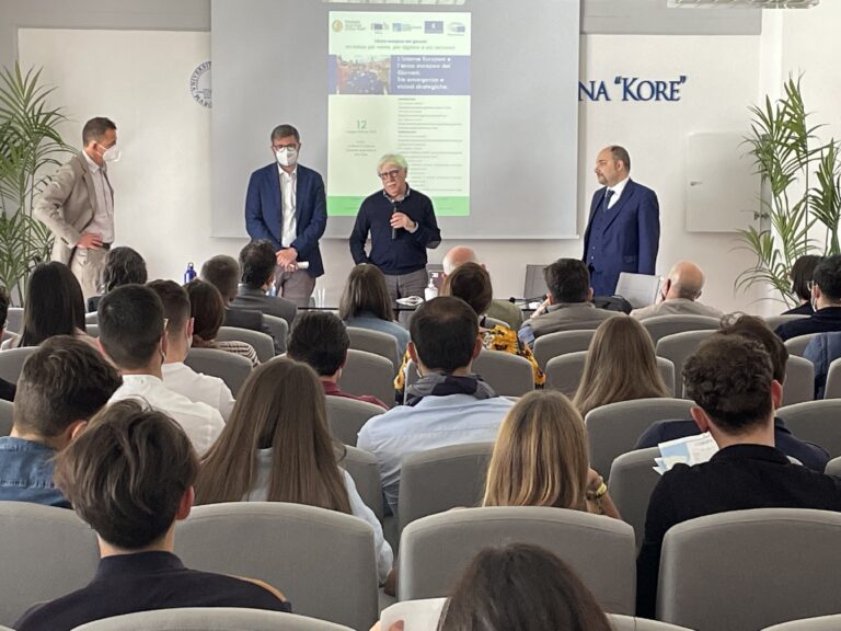 università kore 1