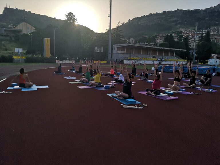 foto venerdi yoga