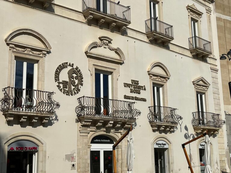 SIRACUSA