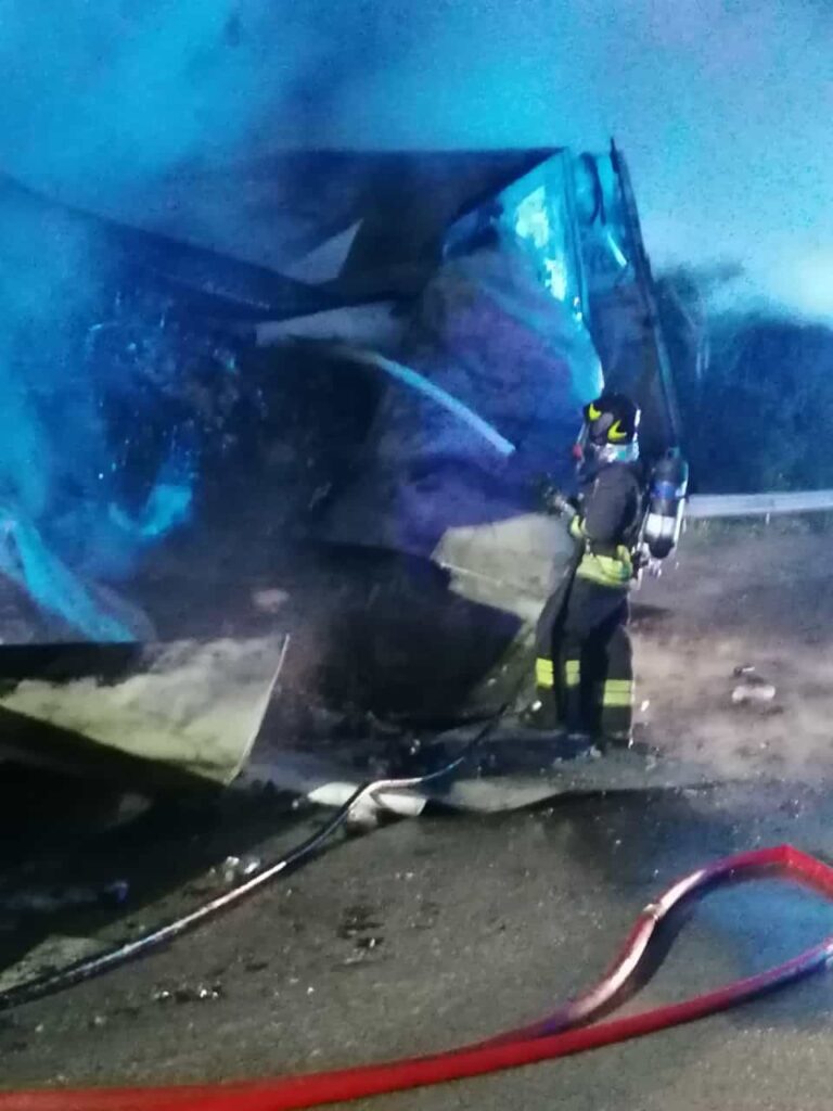 incendio autostrada