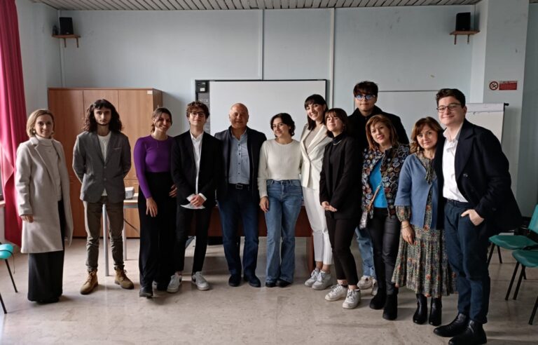 consulta studentesca