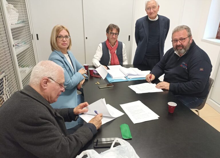 firma contratto