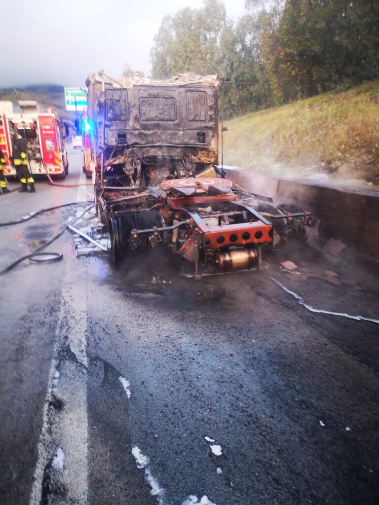 incendio autotreno