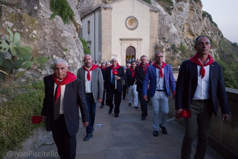 festa santissimo crocifisso