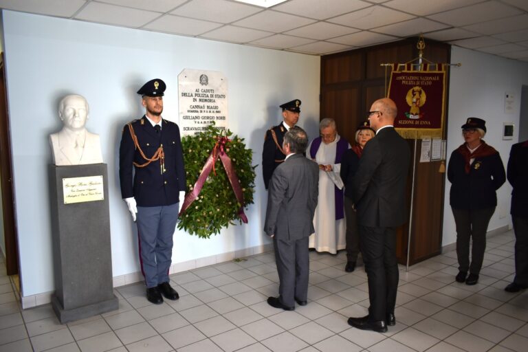 caduti polizia
