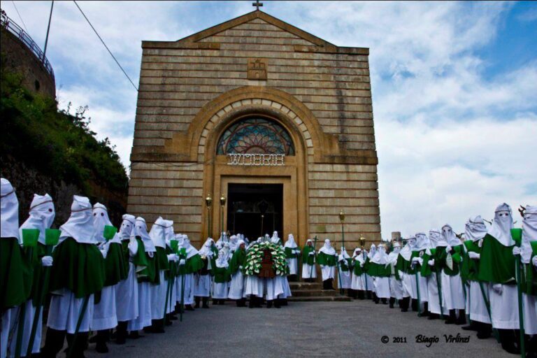 Confraternita Maria Ss di Valverde, foto B. Virlinzi (1)