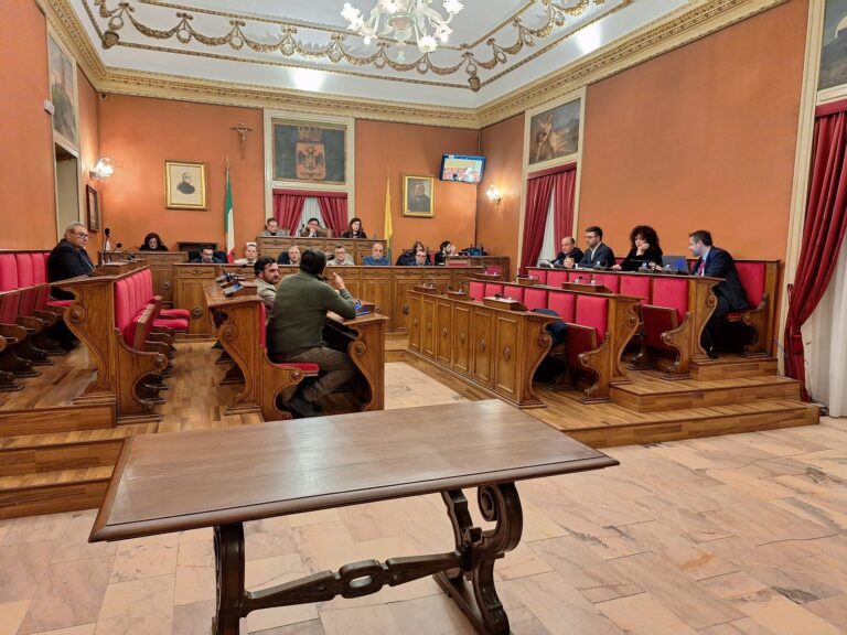 consiglo comunale crisi agricola