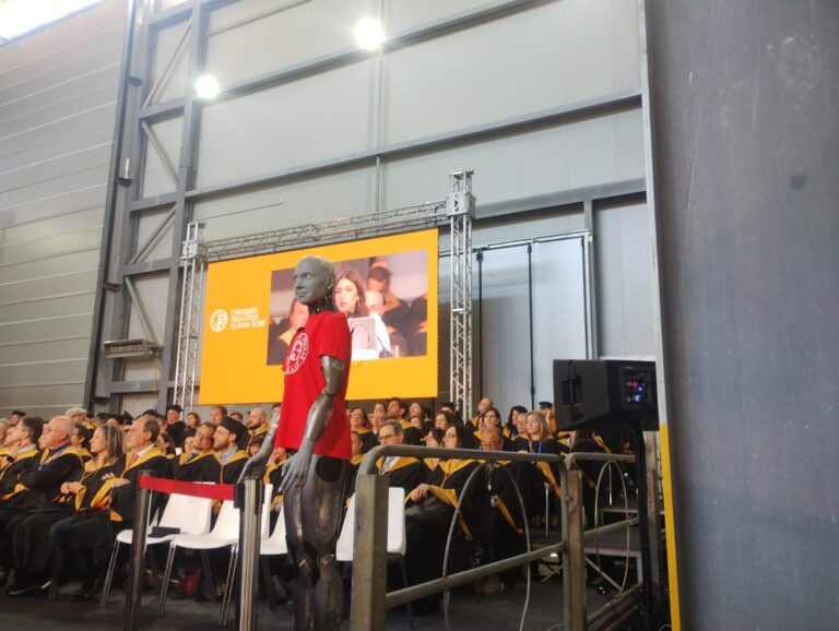 Umanoide inaugurazione Anno Accademico