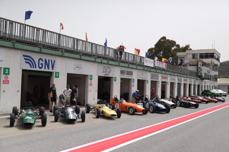 SME Pergusa2024 Monoposto ai box ph.Musotto
