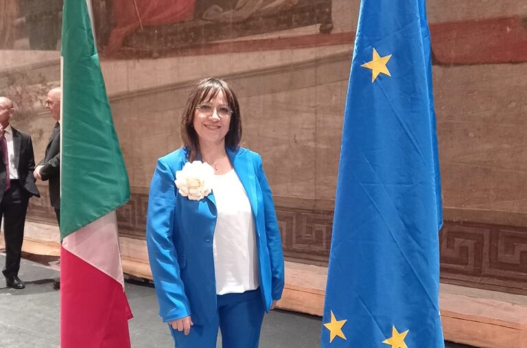 foto Carmela Vetri EN maestra del lavoro 24