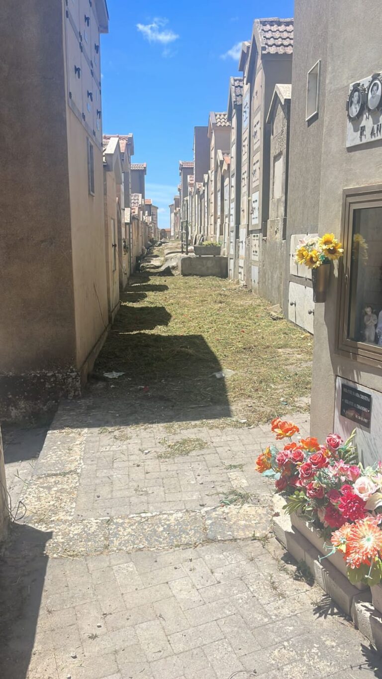 scerbatura cimitero