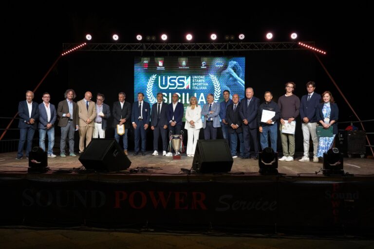 Foto di gruppo Premio Ussi 2024 Custonaci