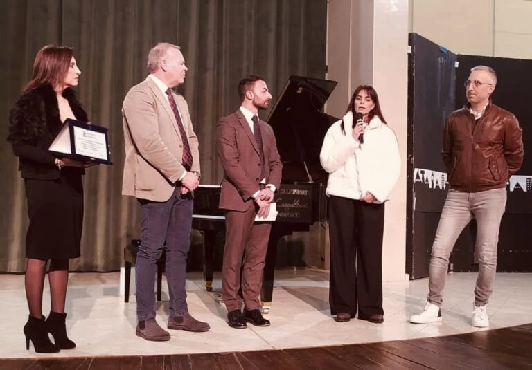 premio a mangione