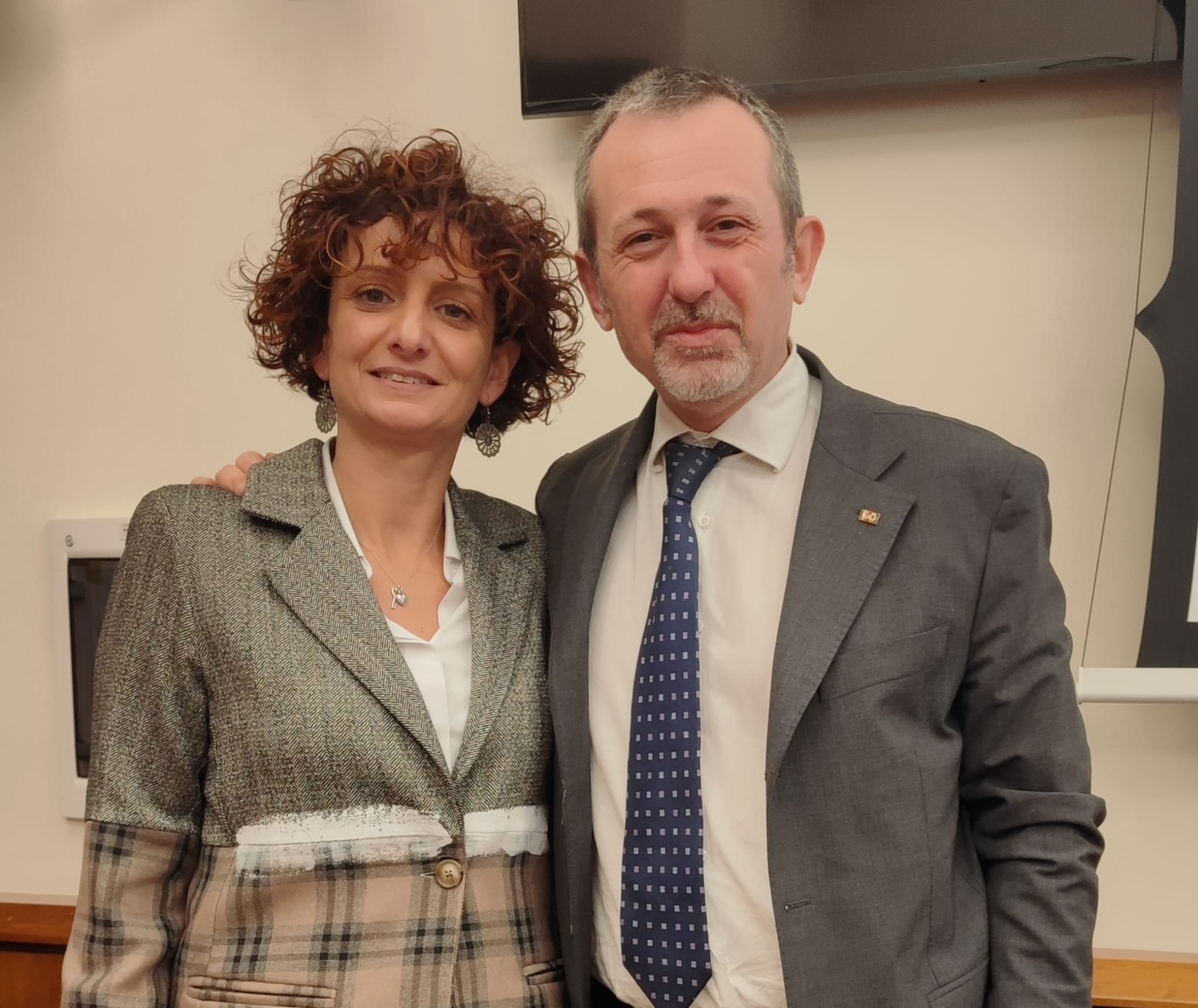 longi tribunali