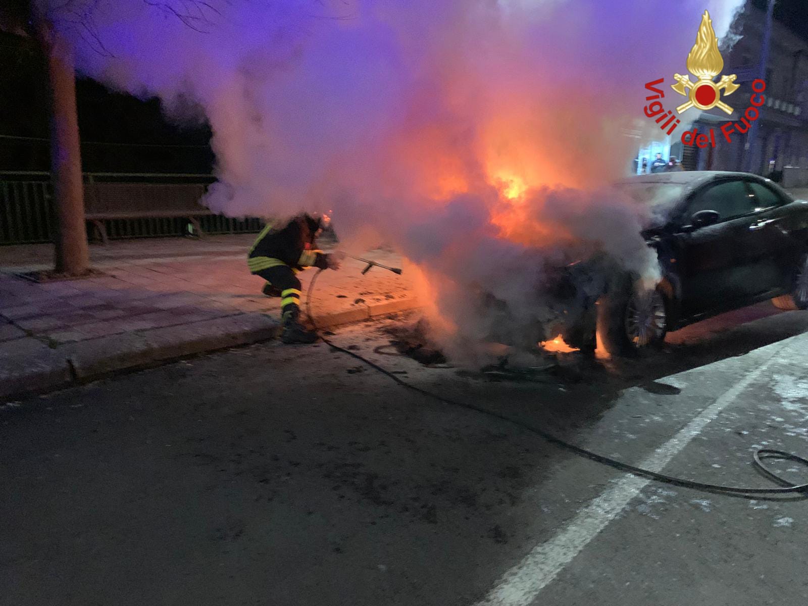 incendio auto