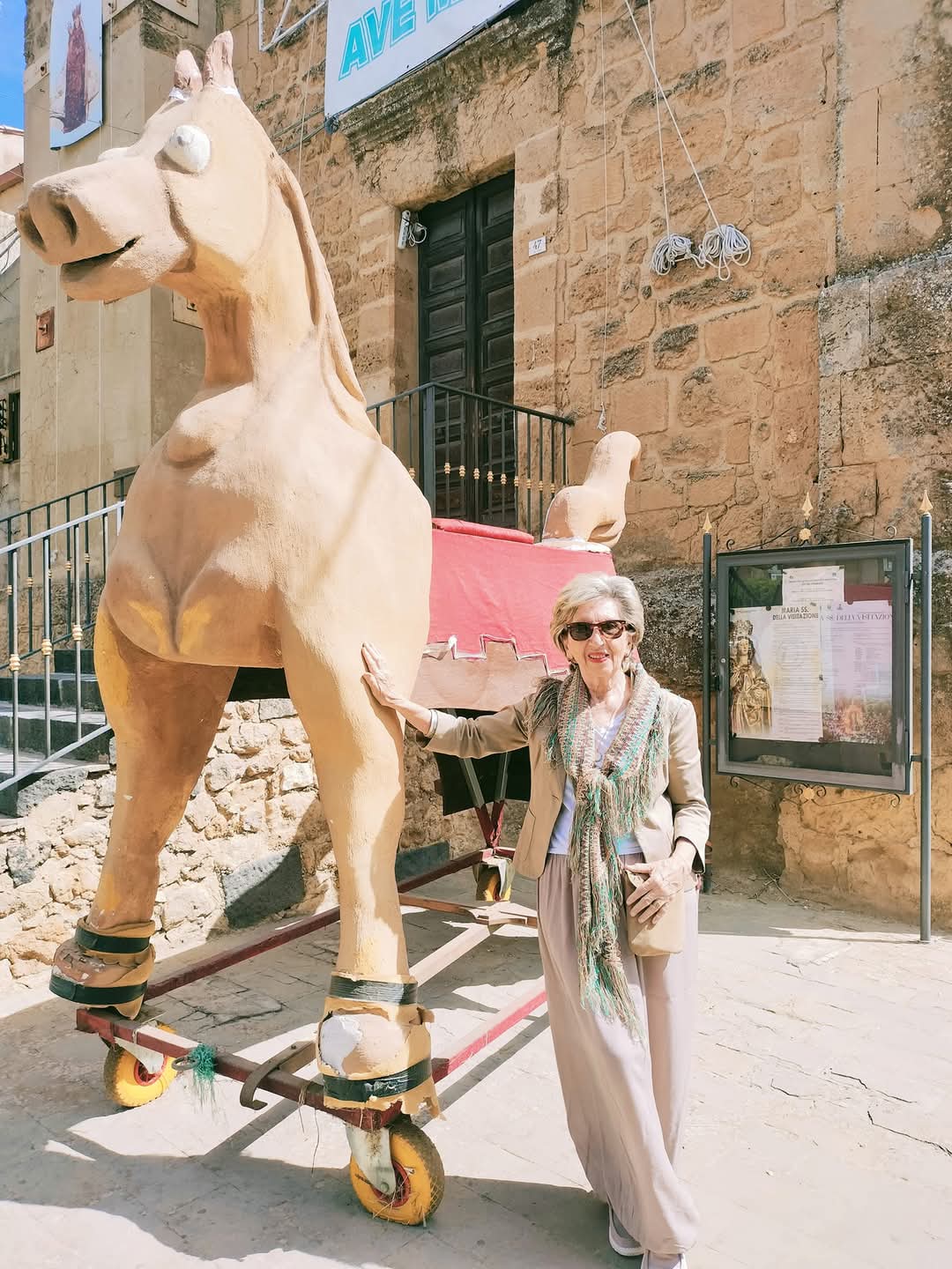 Cettina Rosso con il cavallo Baiardo