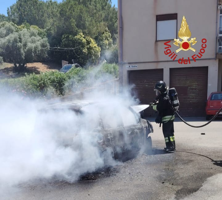 incendio auto