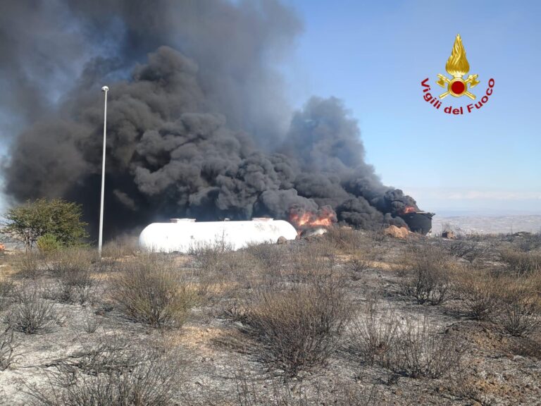 incendio aidone