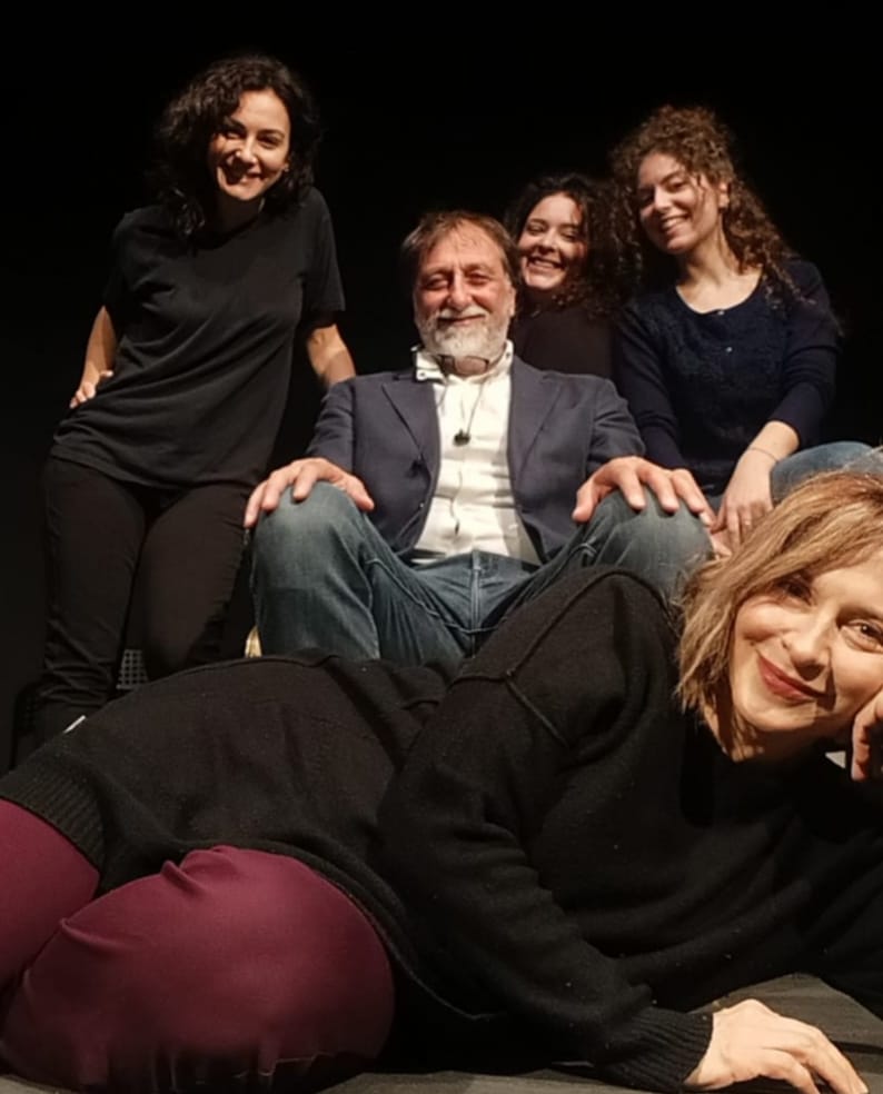 Regista Di Dio con attori