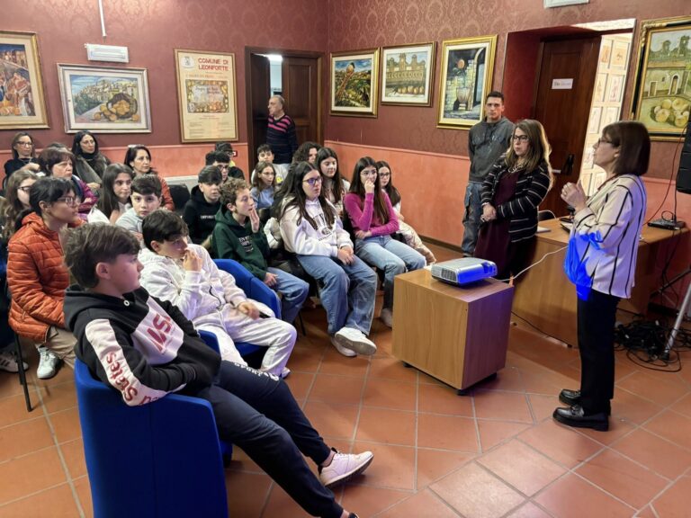 biblioteca leonforte