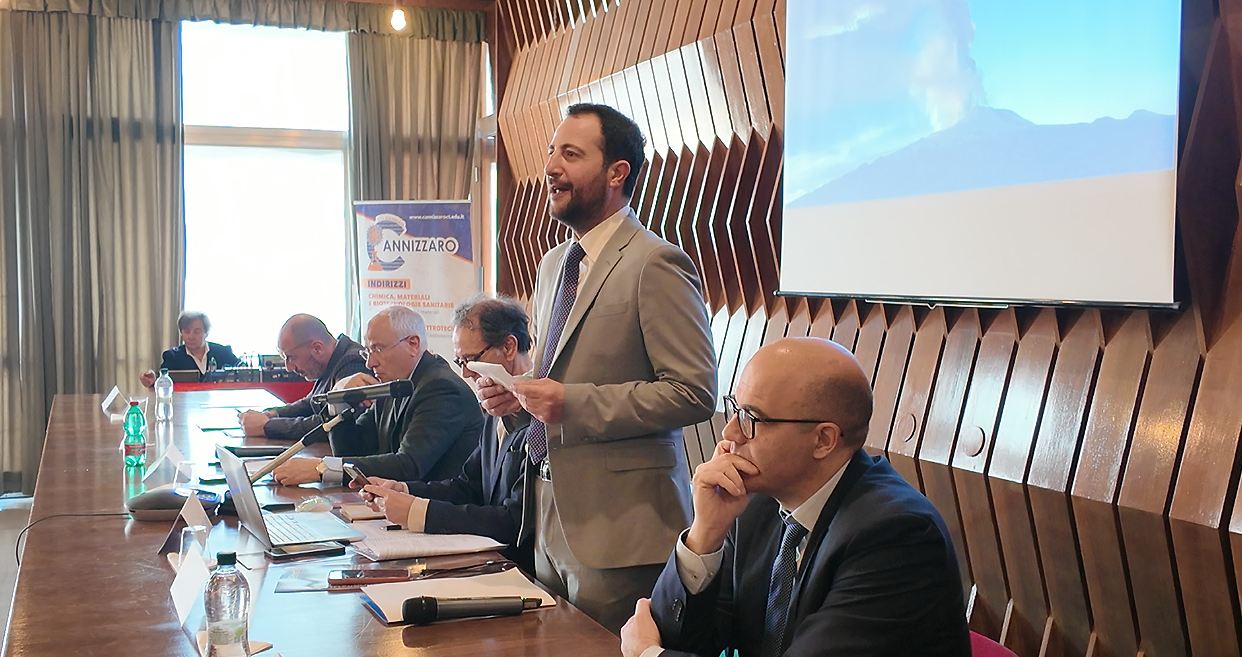 Colianni convegno ceneri vulcaniche Catania 13 03 2026