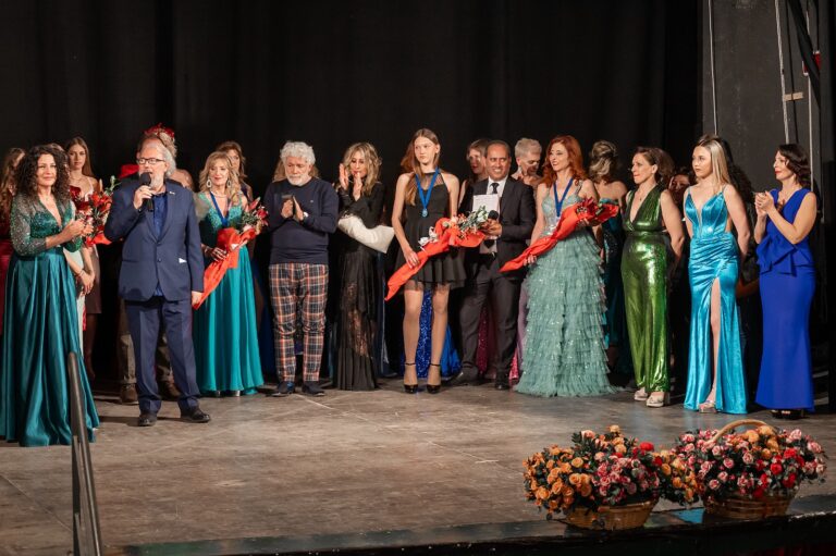 Tributo alle Donne con Armeri