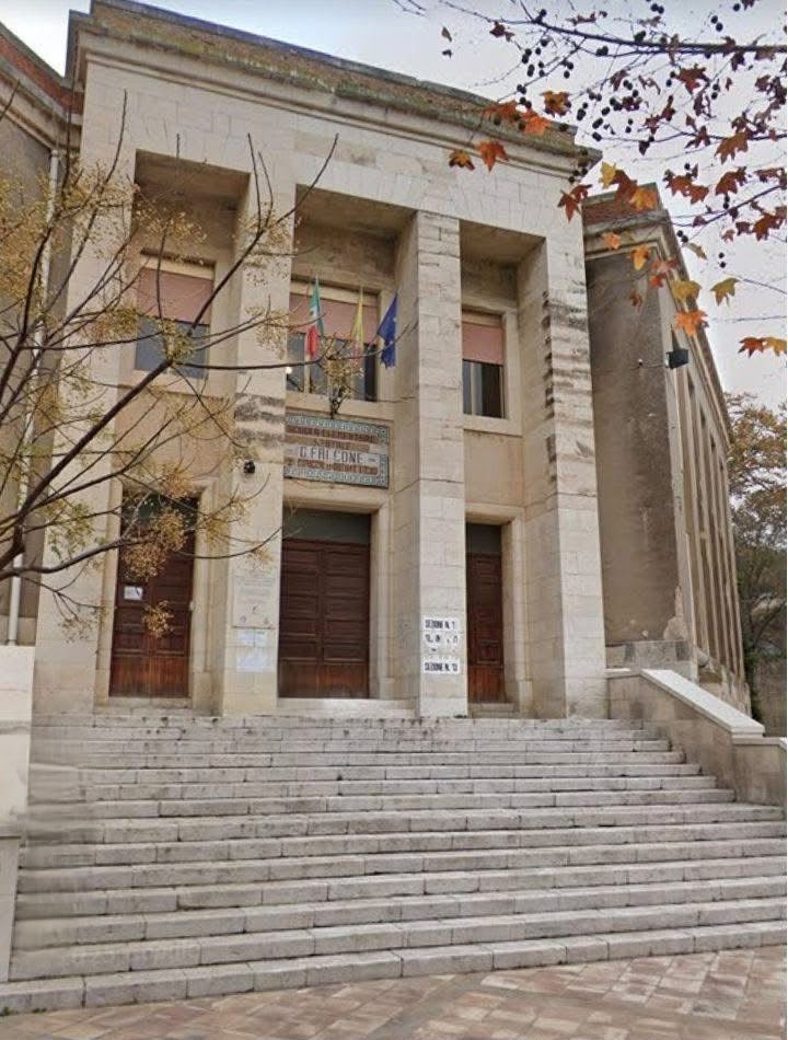 scuola falcone