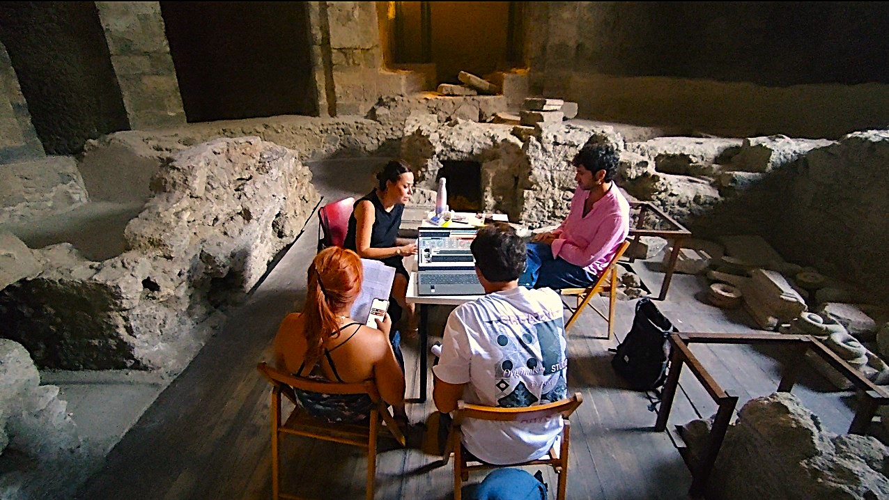 a -Un momento delle prove di 'Cassandra' nelle Terme della Rotonda a Catania