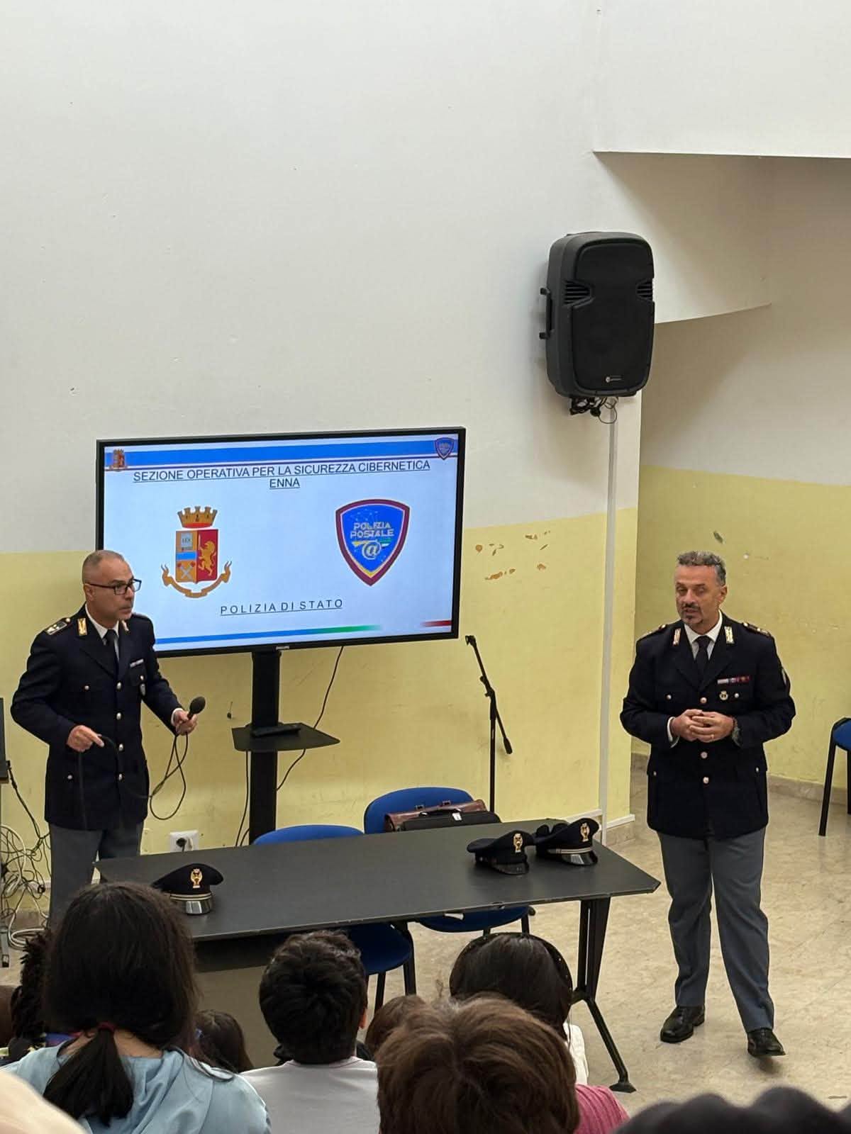 polizia a scuola